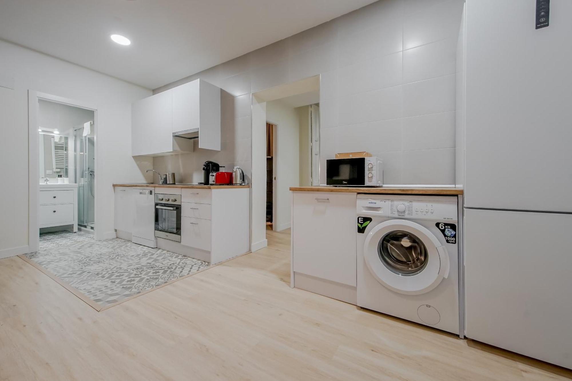 Cozy&New Apartment Para 6Pax En La Plaza De Tirso - Madrid E1 Esterno foto